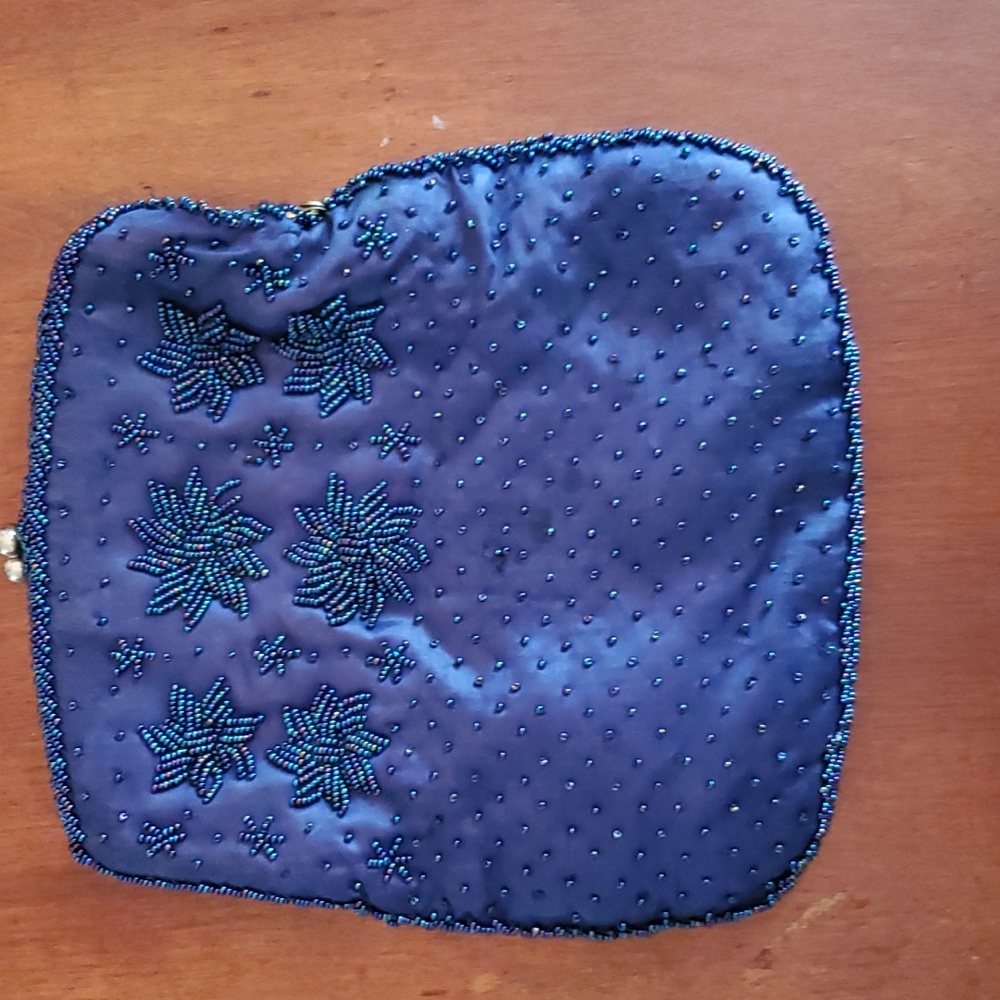 Two Purses - Picture 2 of 9